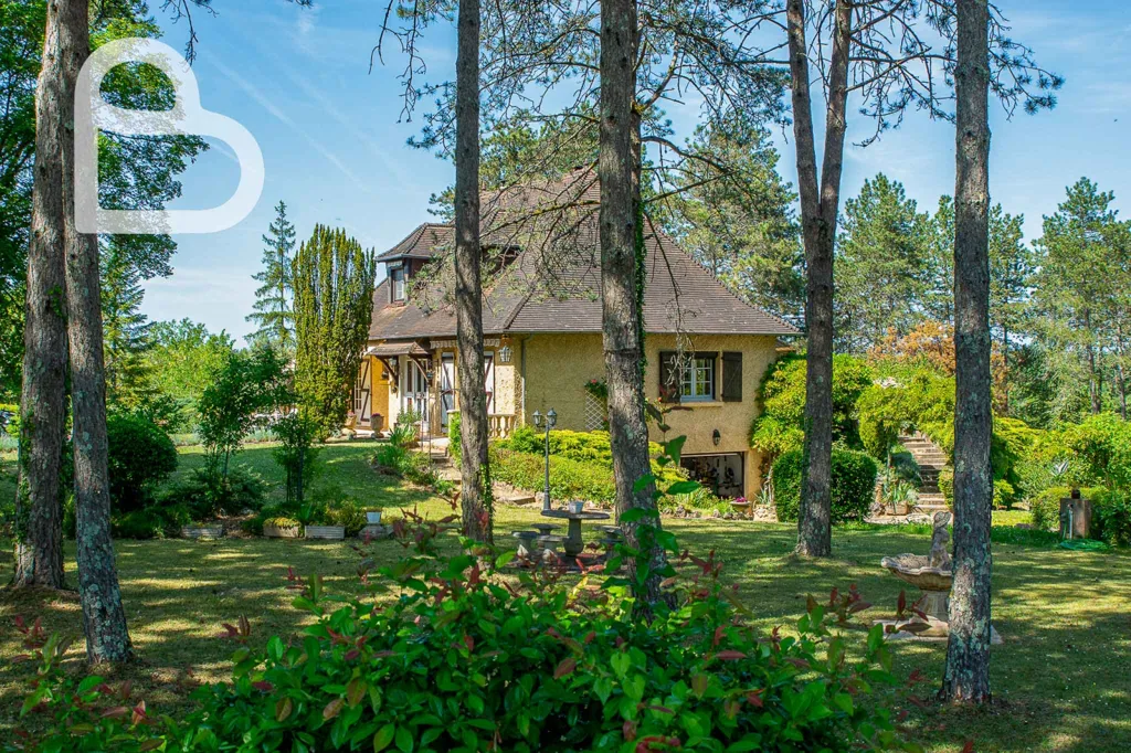 Jardin - Maison avec Piscine sur Parc de 1 ha à Nadaillac-de-Rouge