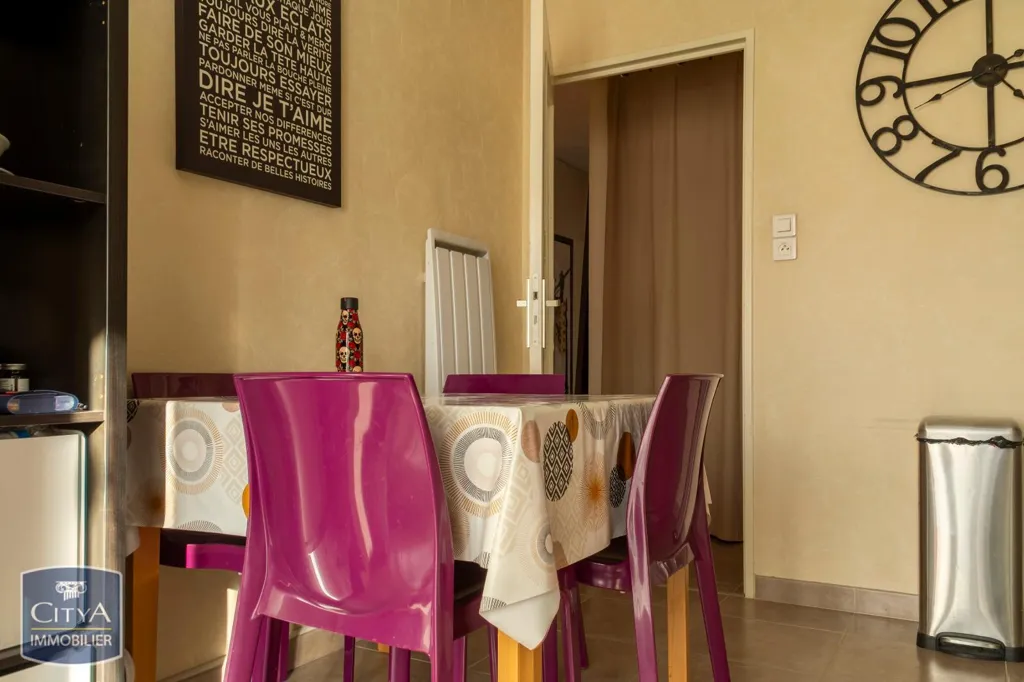 Söögituba - 3-Bedroom Apartment with Balcony in Bischheim