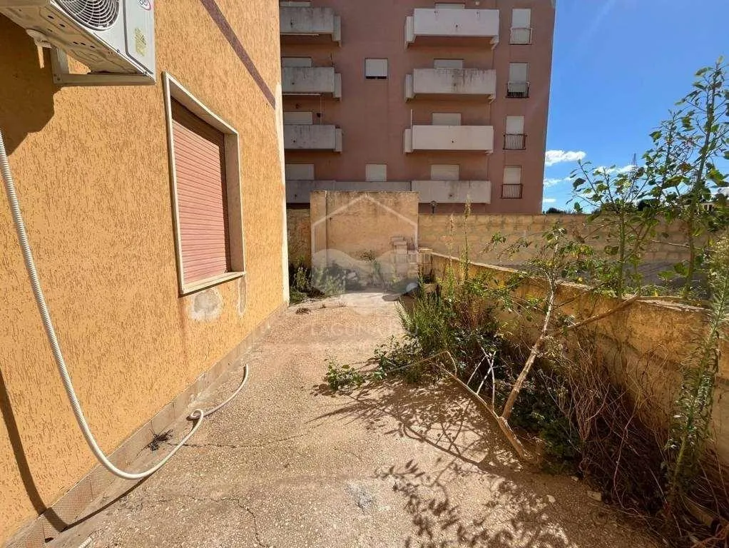 Aed - Villa with Terraces near Marsala Centre