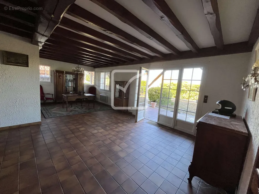 Living Room - Landais-Style Villa with Garden in Ares