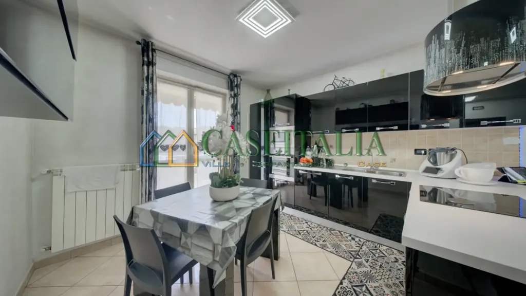 Köök - Duplex Villa with Pool in Nichelino