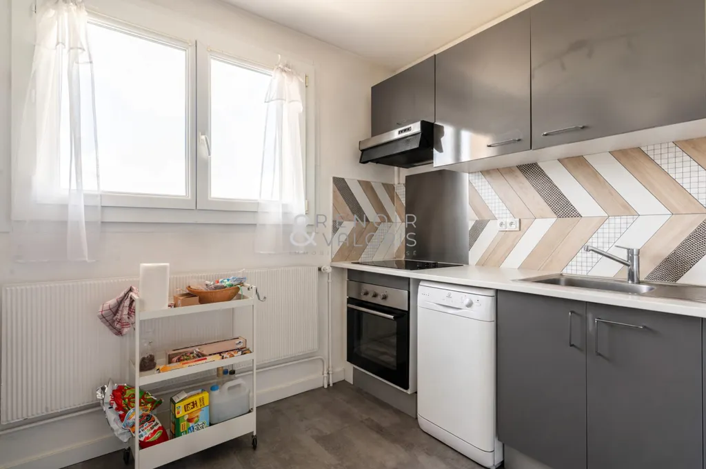Cuisine - Appartement avec Balcon à Saint-Max