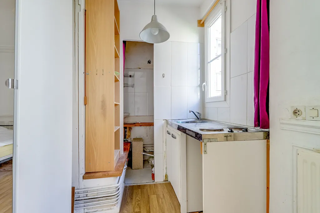 Cuisine - Appartement avec cour arborée à Paris 14 - Mairie