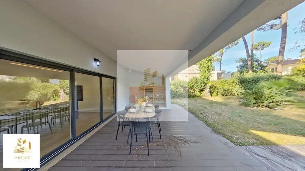 Terrass - Luxury House with Pool in Almada