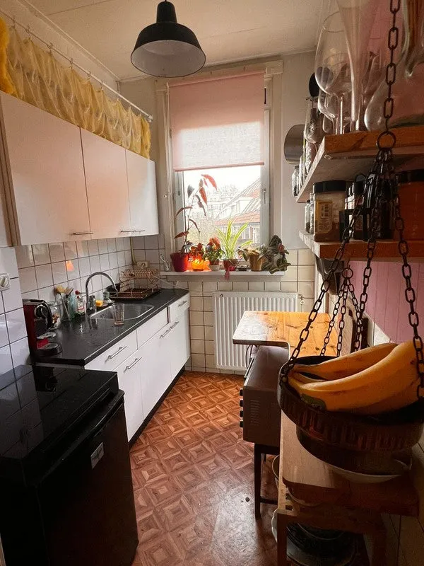 Cuisine - Historic Apartment with Balcony on Bergsingel