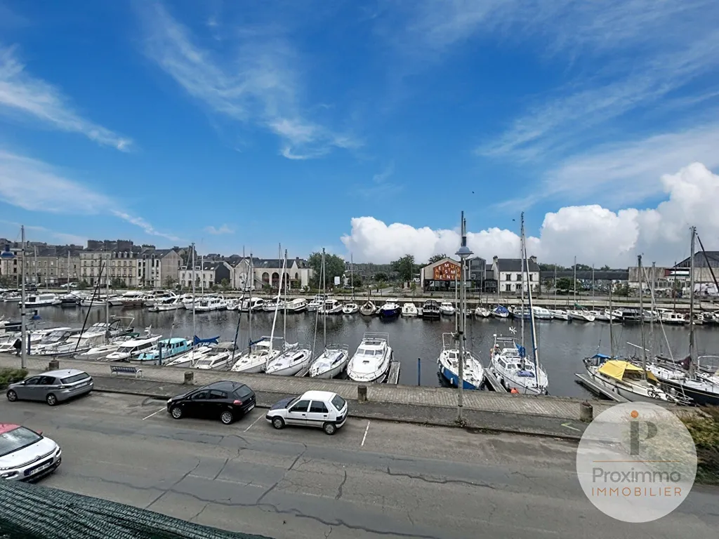 Terrasse - Appartement 3 Pièces avec Vue Port à Redon