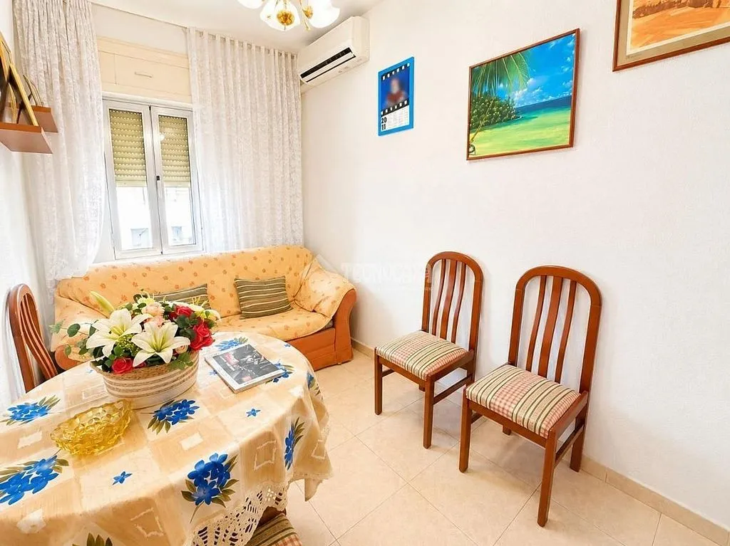 Dining Room - Flat with Terraces in Carabanchel, Madrid