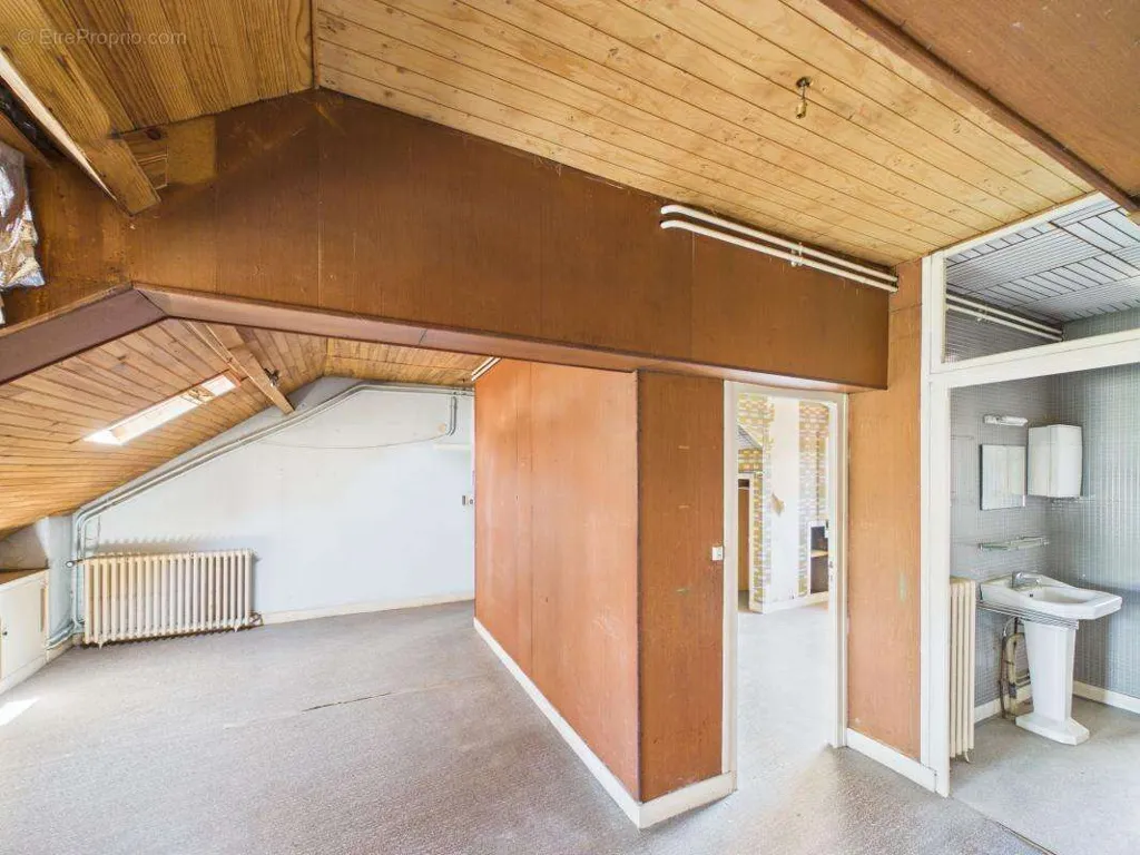Maison 9 pièces à Tarbes