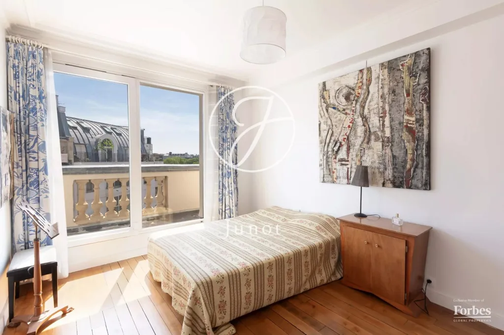 Magamistoad - Apartment with Eiffel View in Paris 18th