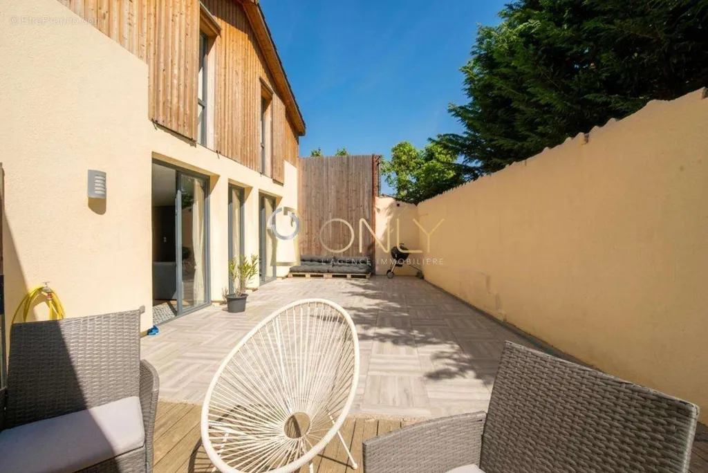 terrace_patio