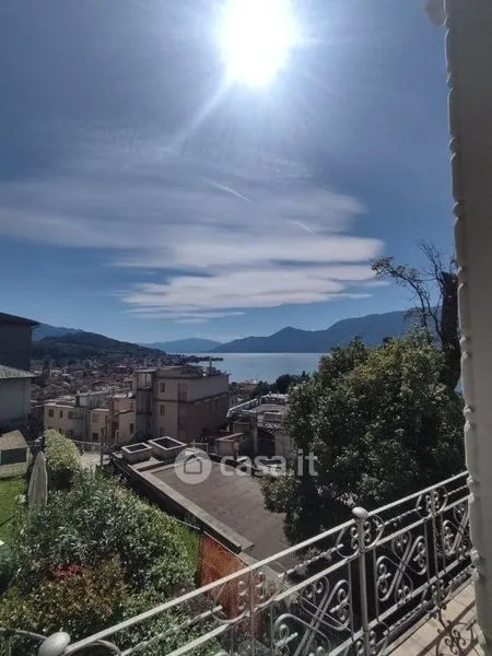Balcon - Two-Bedroom Lake View Apartment in Luino