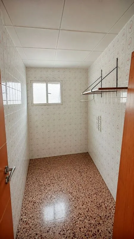 Utility Room - Apartment with Balcony in Canals