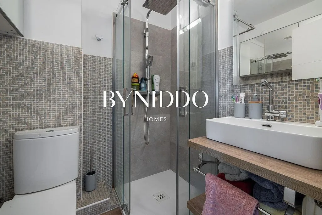 Salles de bain - Apartment with Terrace in El Coll - Sant Francesc