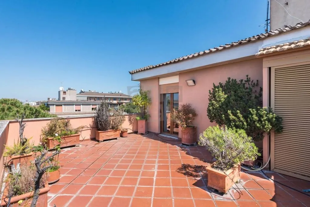 Terrass - Luxury Penthouse with Terraces in Rome