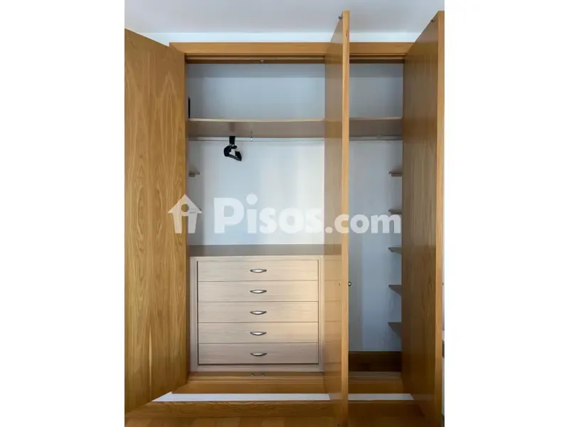 Toad - 1-Bed Apartment with Balcony in Jerez