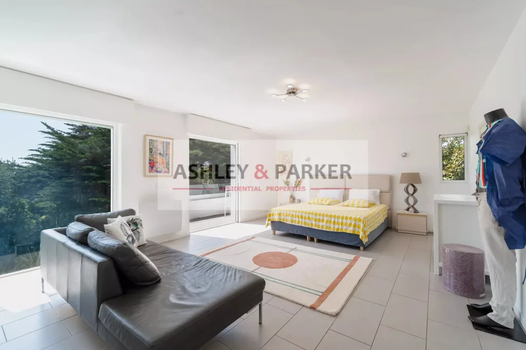 Dormitorios - Contemporary Villa with Sea View in Le Cannet