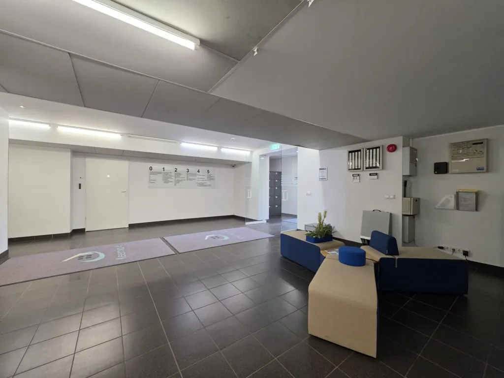 Hallway - Office Space with Good Visibility in Kristiine