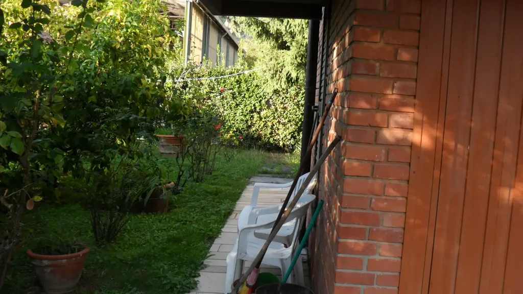 Aed - Villa with Garden in Seravezza