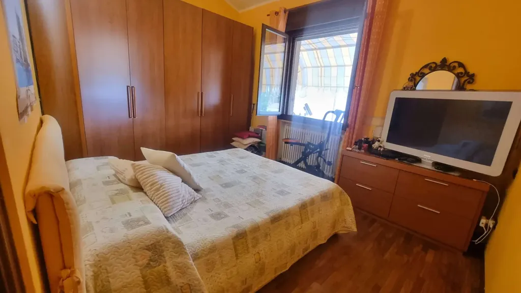 Chambres - Apartment with Terrace in Sarzana