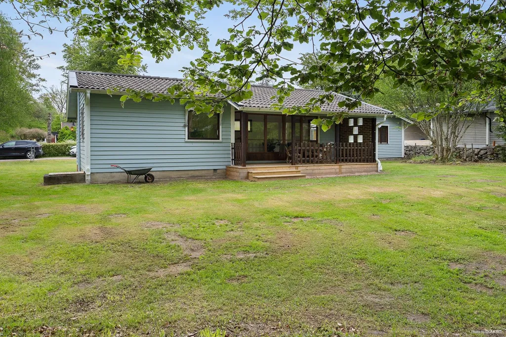 Aed - Cozy One-Storey Villa in Röinge