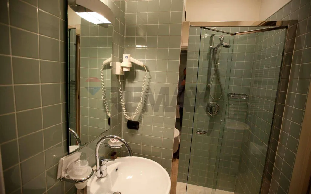 Salles de bain - 3-Star Hotel with Private Parking in Historic Centre