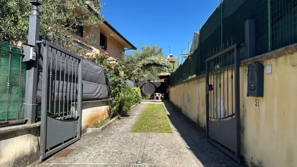 Esterno - Triplex with Garden in Pozzilli