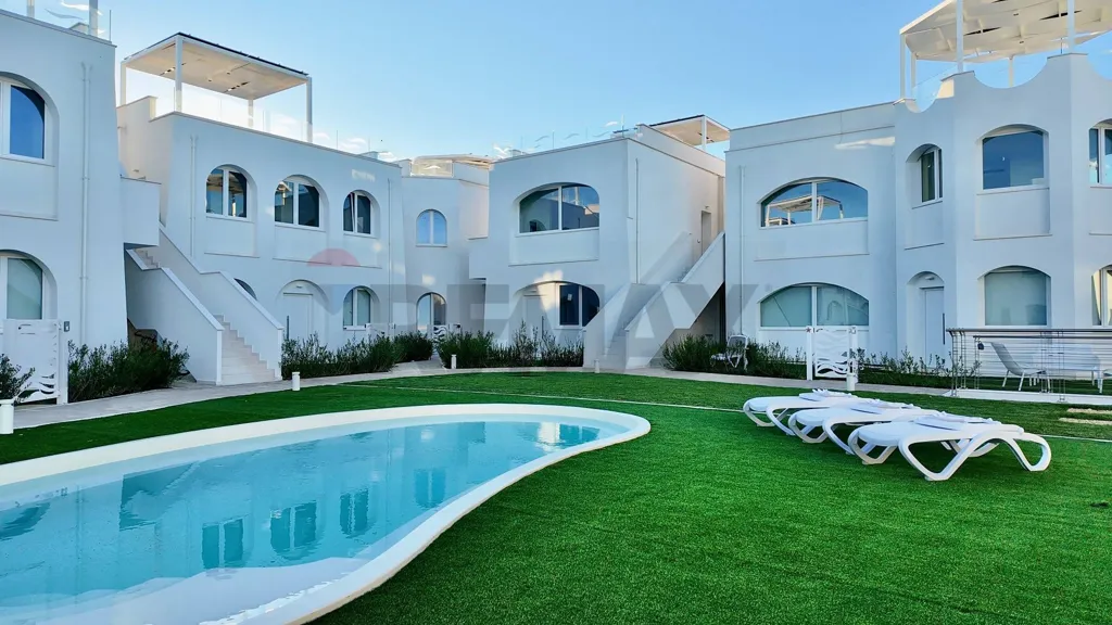 Piscine - Penthouse with Seafront Terrace in Numana