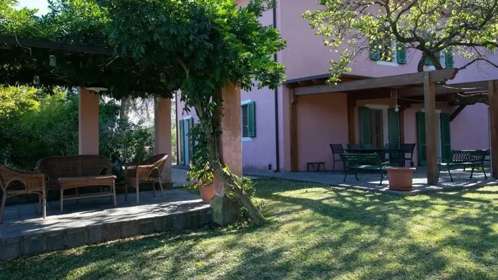 Terrass - Historic Villa with Pool in Porto Azzurro