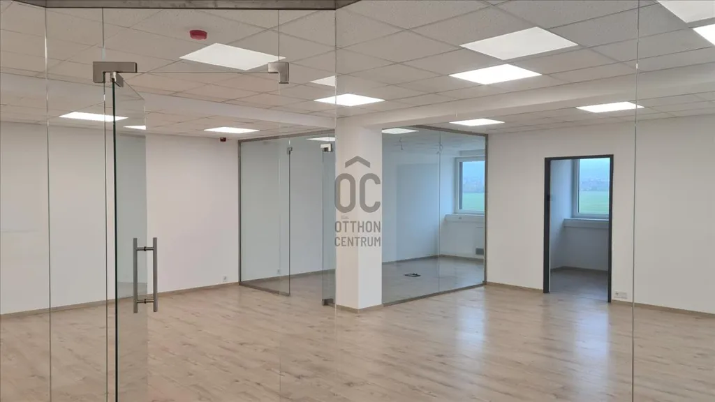 Studio - Newly Built Office in Budapest XI District