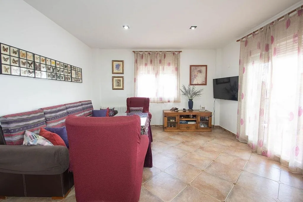 Elutuba - Chalet with Pool and Terrace in Nívar