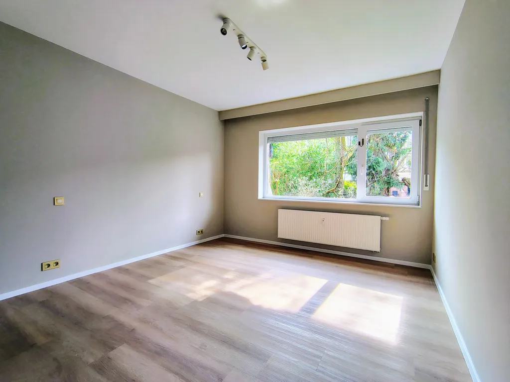 Appartement avec Terrasse et Jardin à Evere