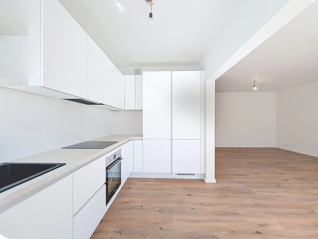 Cuisine - Appartement Rénové avec Terrasse à Edegem