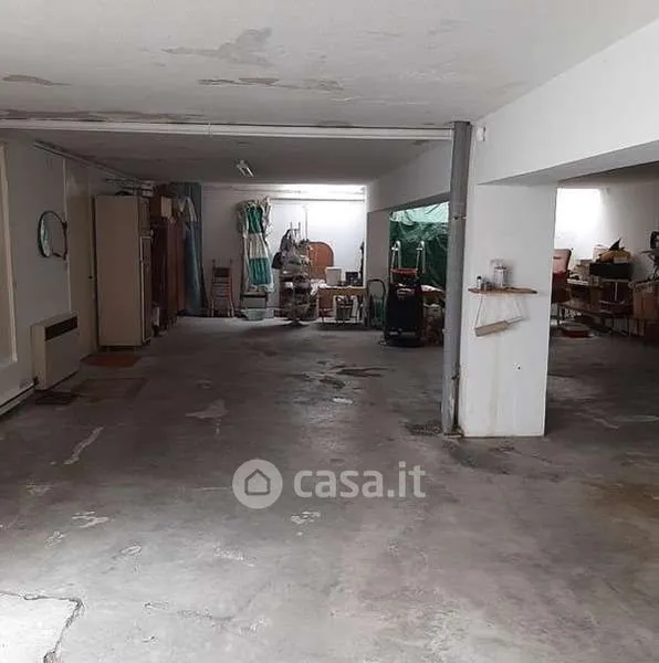 Garage - Four-Level Villa with Pool in Vercelli