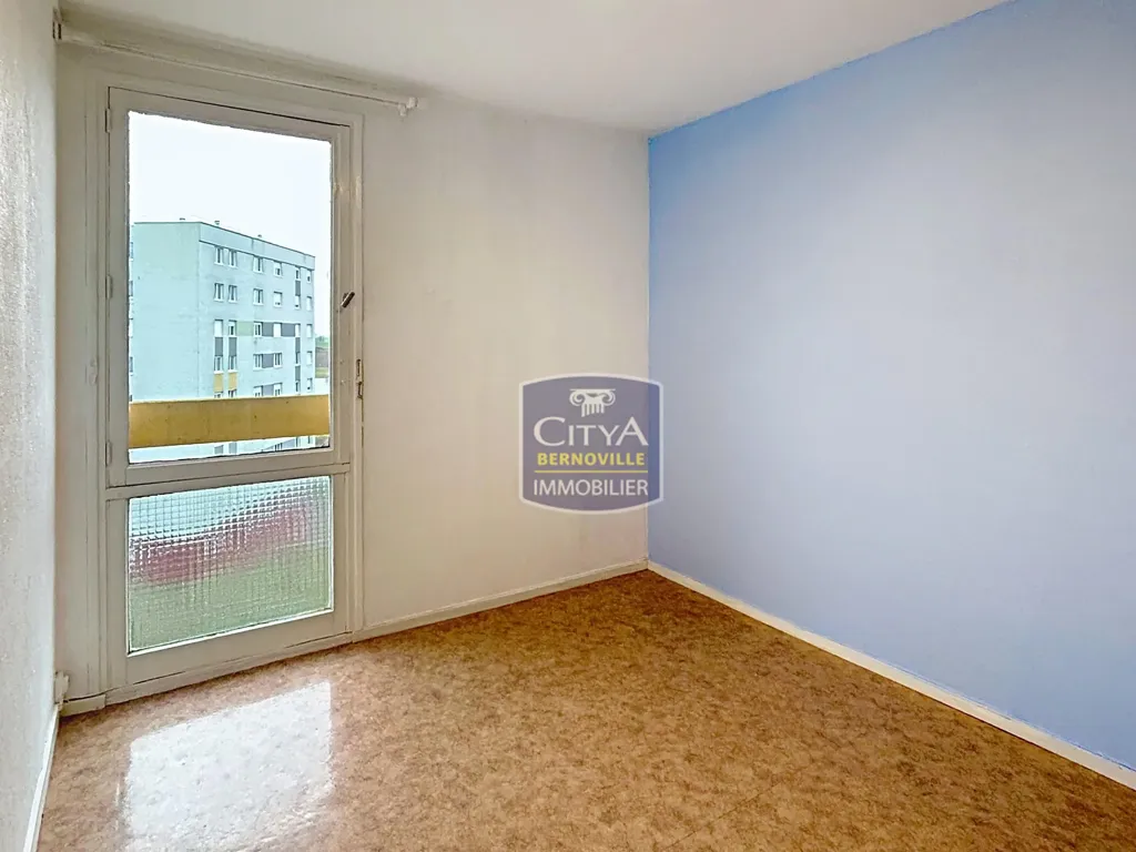 Pièces - Appartement Lumineux avec Balcons à Saint-Quentin