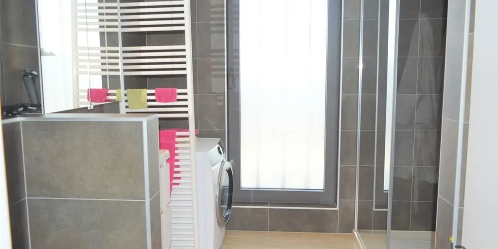 Salles de bain - Duplex avec terrasse à Schilde
