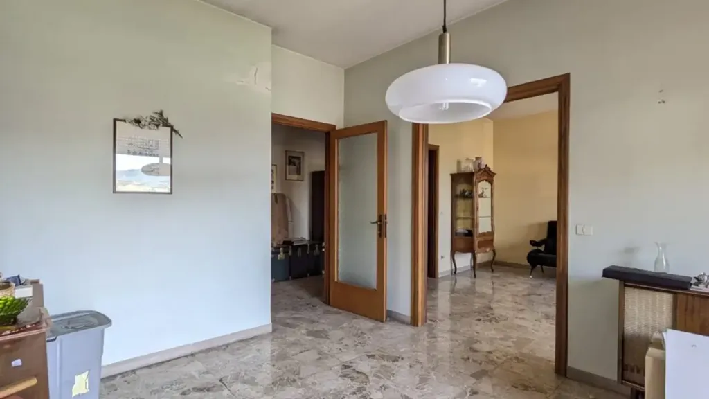 Esik - Spacious Apartment with Panoramic View in Città di Castello