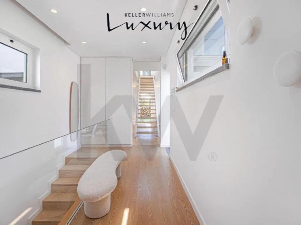 Esik - Luxury House with Garden in Sintra