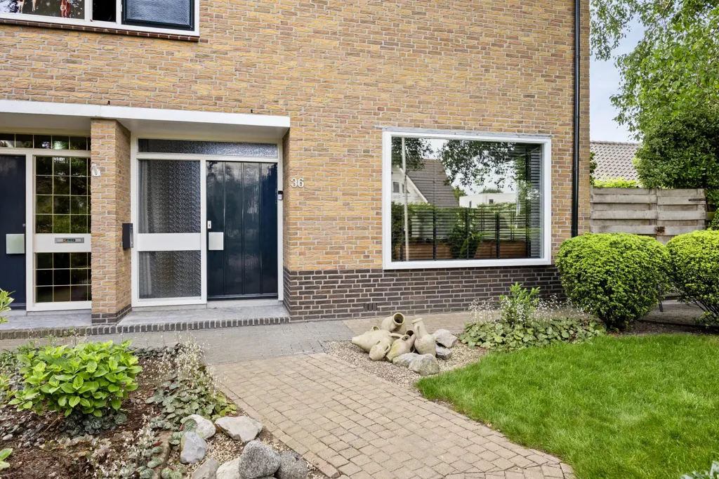 Välivaade - Semi-Detached Home with Workshop in Honselersdijk