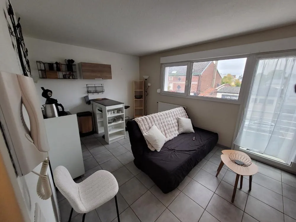 Séjour - Appartement Lumineux Meublé à Amiens
