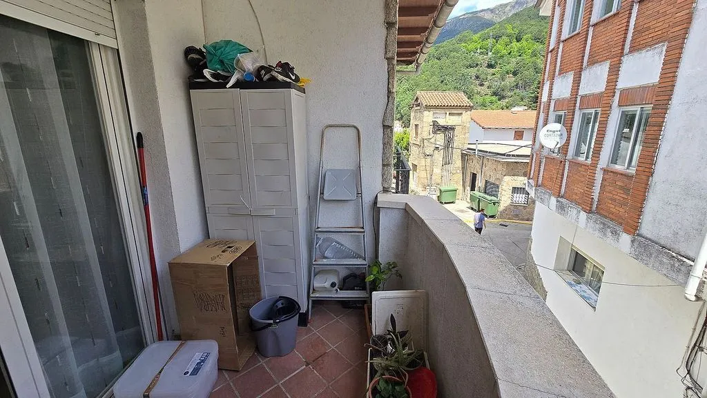 Balcony - Apartment with Pool and Terrace in Mijares
