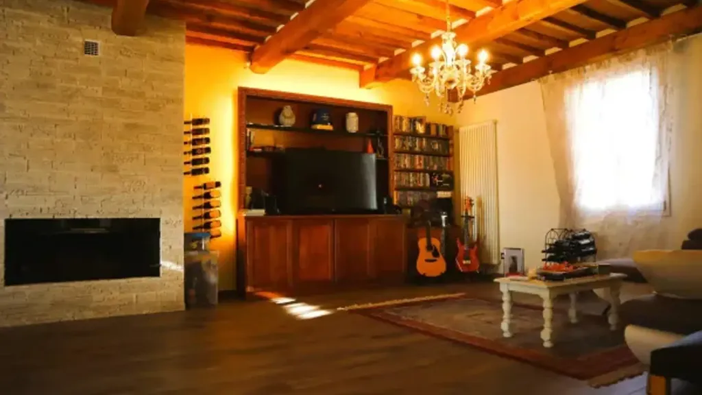 Elutuba - Rustic-Modern Apartment with Terrace in Empoli