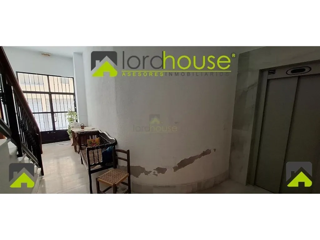 Esik - Commercial and Residential House in Lorca