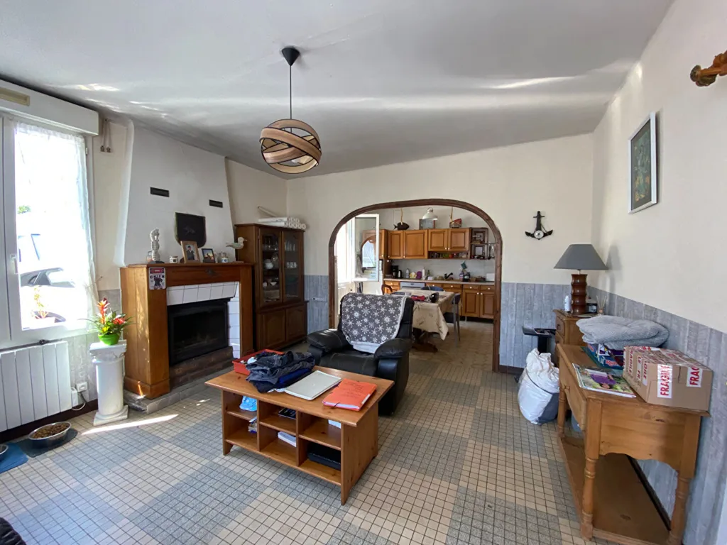 Soggiorno - House with Garden in Quedillac
