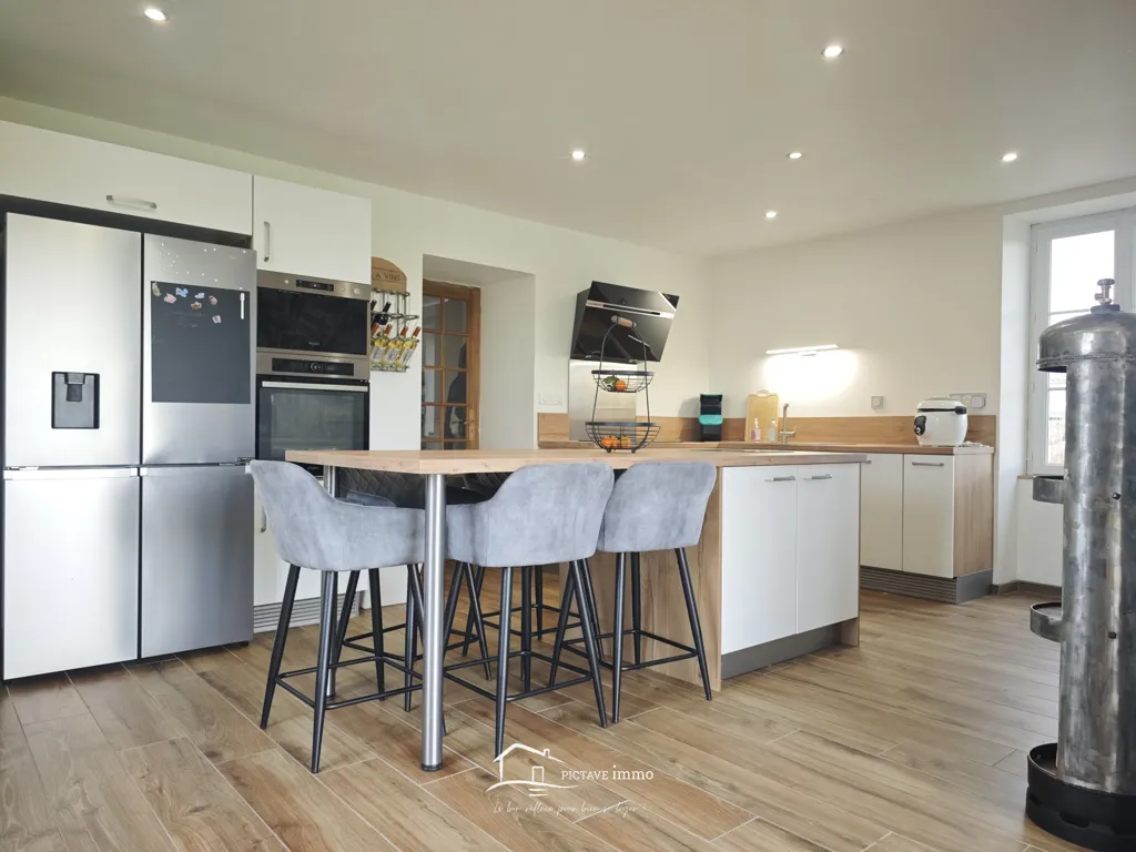 Kitchen - Charming House with Garden in Lezay