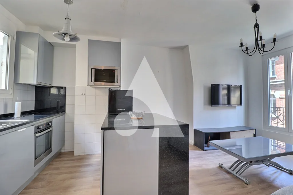 Cuisine - Appartement 2 Pièces avec Jardin des Batignolles à Paris