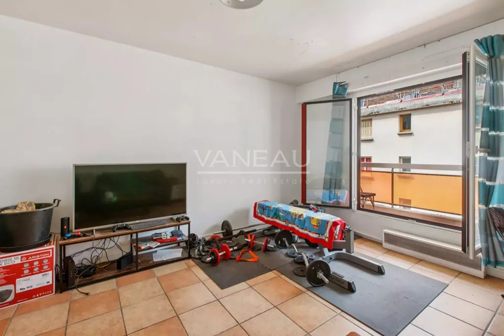 Séjour - Studio avec Balcon dans le 19ème Arrondissement