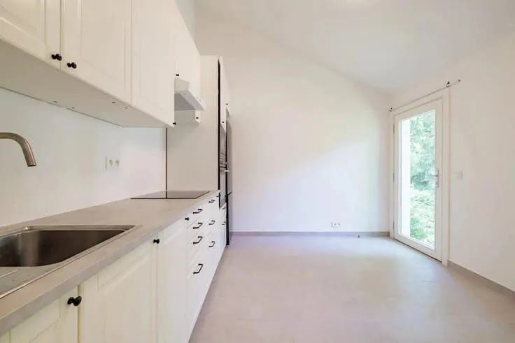 5-bedroom house in BE