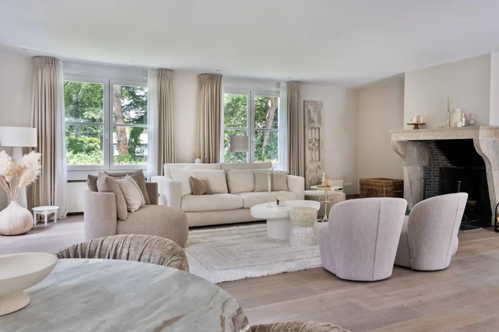 Elutuba - Mediterranean-Style Villa in Venlo