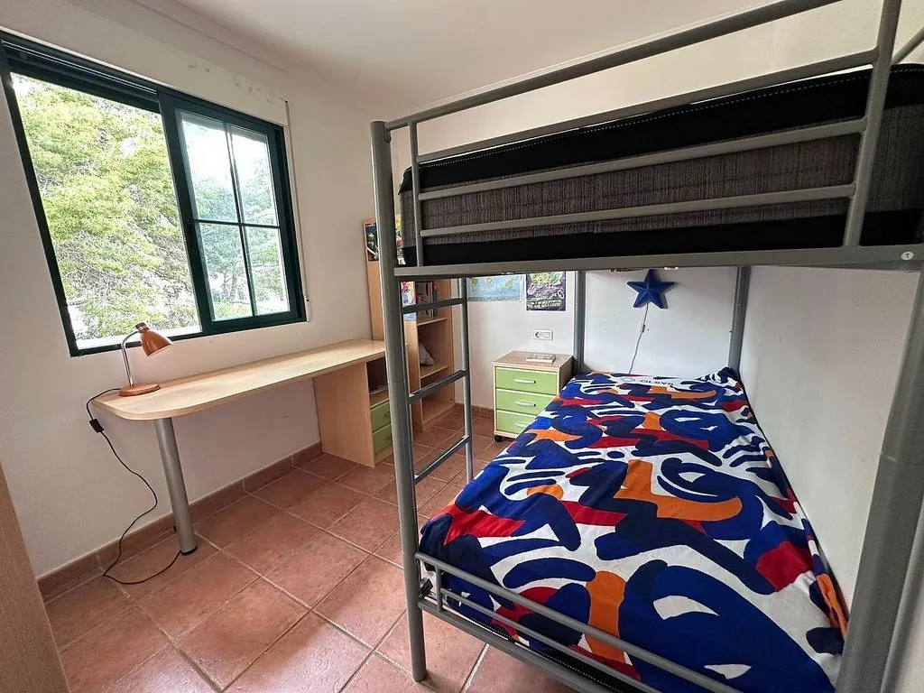 Chambres - Terraced Semi-Detached House with Pool in La Nucía
