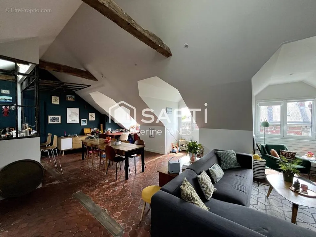 Elutuba - Loft-Style Apartment with Cathedral Ceiling in Rouen